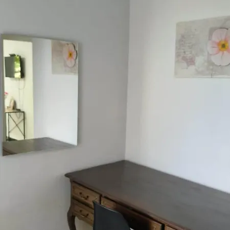 Avec Jardin Apartament